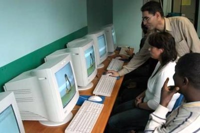 Espace informatique au siège central du CPAS